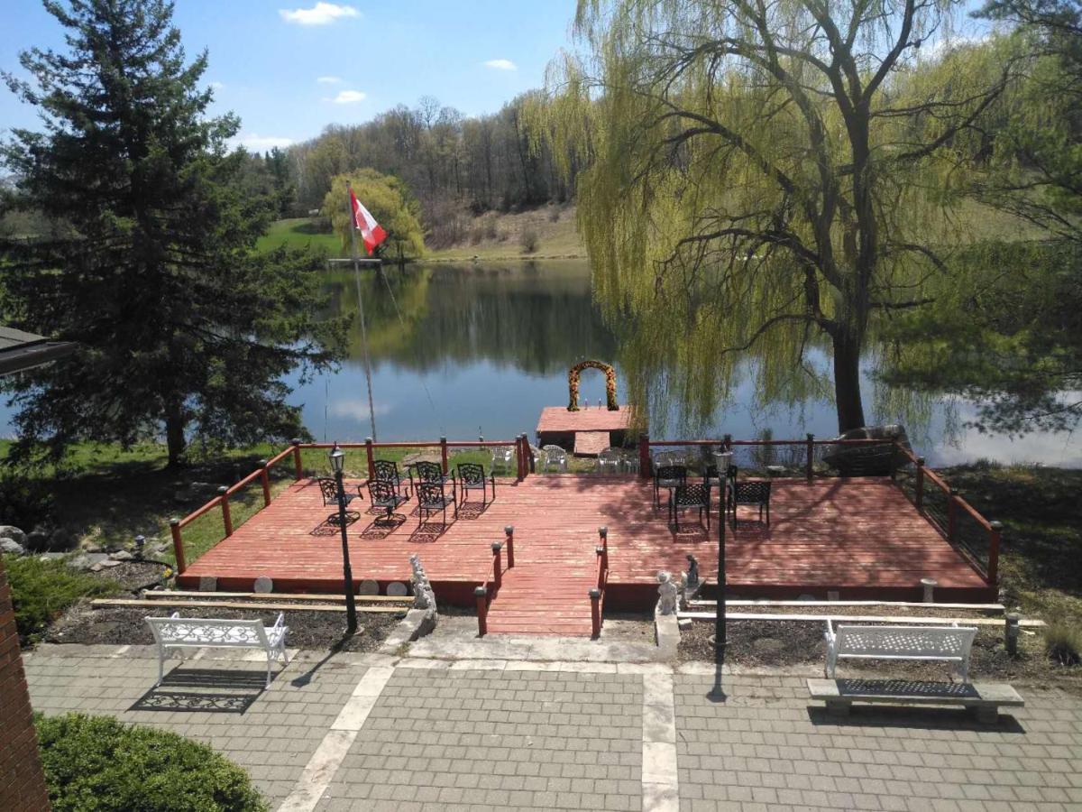 Lakeside Private Suite-Queen Bed Room Tottenham Экстерьер фото